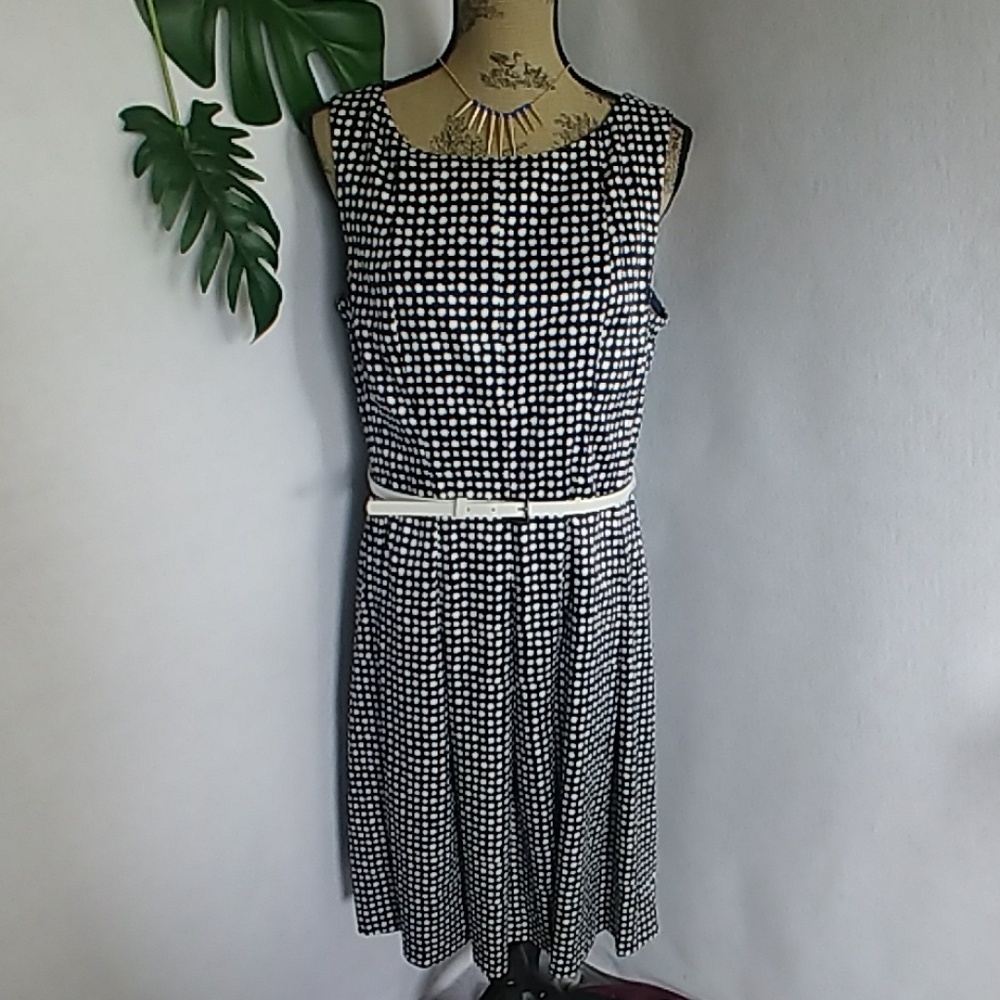 Jones New York Belted Polka Dot Sleeveless Dress